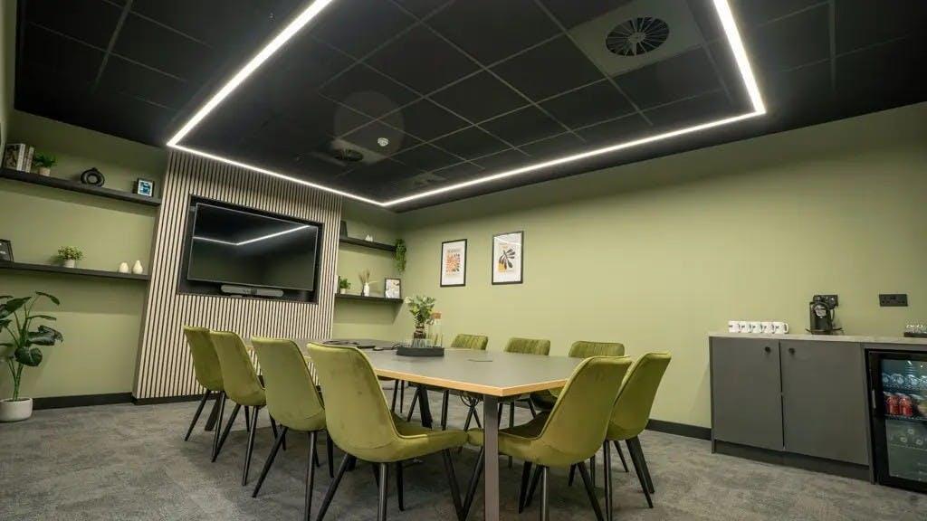 futuraonemeetingroomofficesboltonmiddlebrook 1.jpg