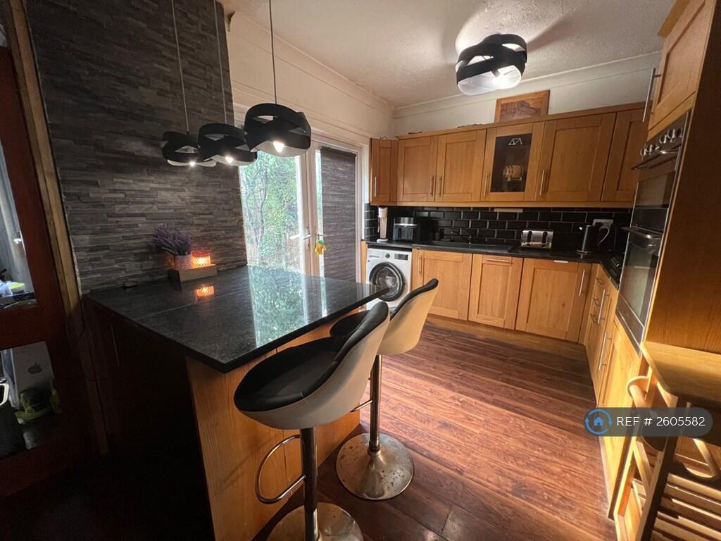 Main image of property: Stanier St, Newcastle, ST5