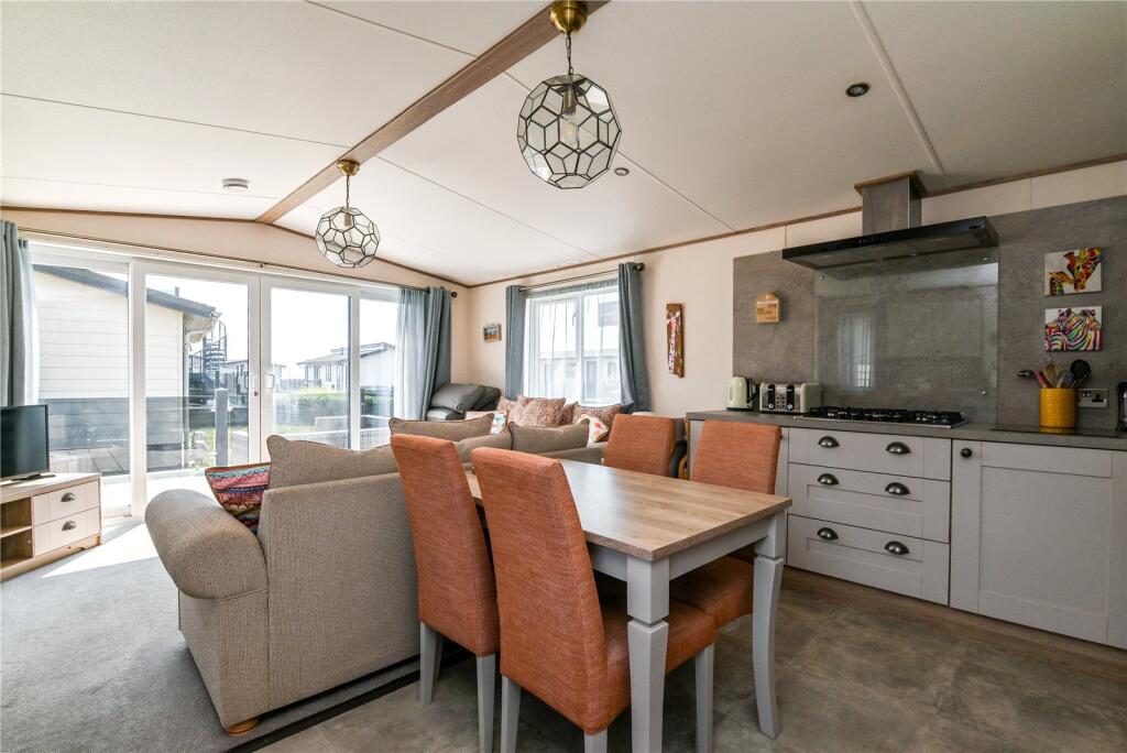 House in New Forest, Ashley, New Milton - View 4