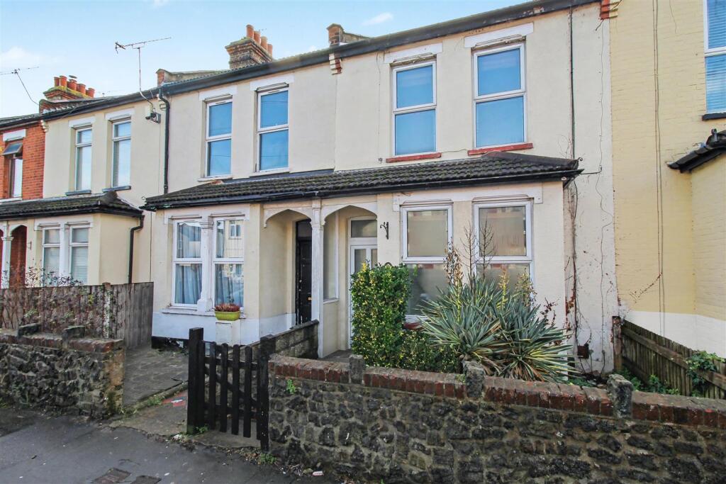 Main image of property: Central Avenue, Southend on Sea
