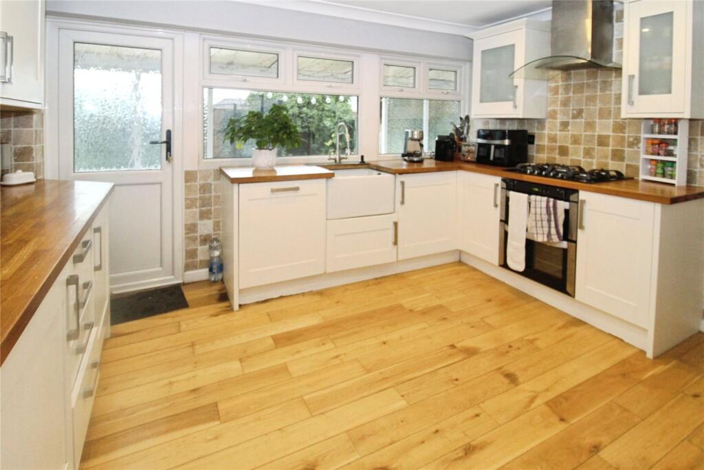 Main image of property: Hambledon Road, Waterlooville, Hampshire, PO7