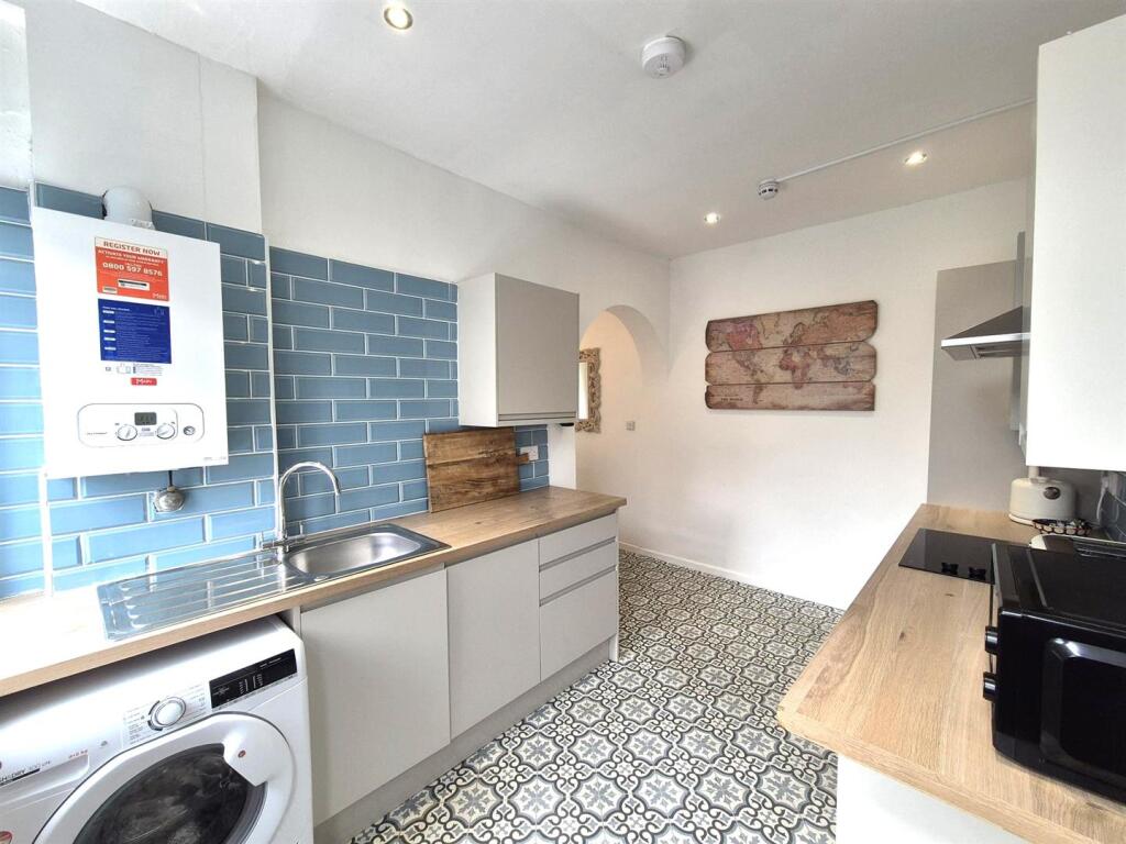 19 Fairhaven Road, Lytham St. Annes photo 5