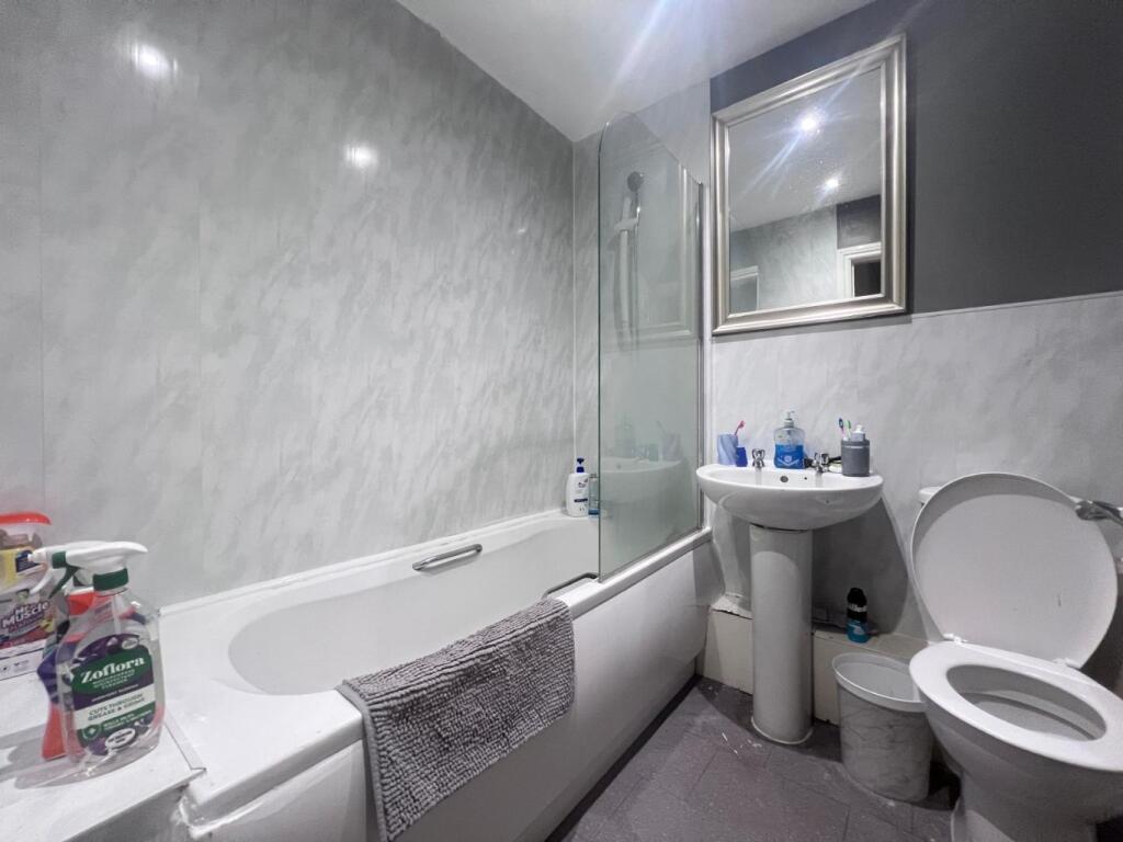 3 bedroom flat for rent