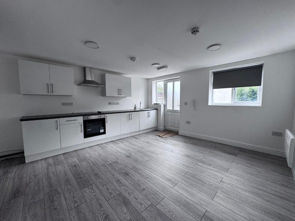 Main image of property: Cannock Road, Wolverhampton, West Midlands, WV10