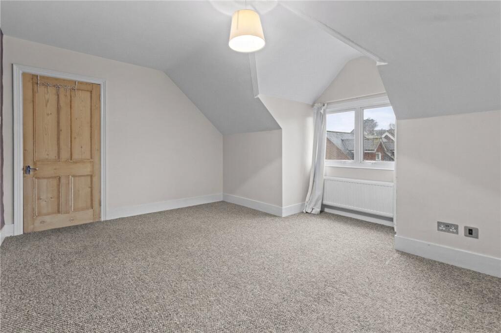 Framfield Road, Uckfield, East Sussex, TN22 photo 4
