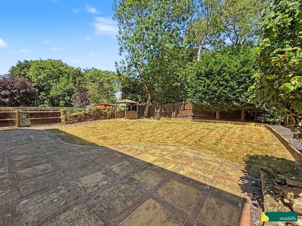 Wood Avens Close, West Hunsbury, Northampton - View 5