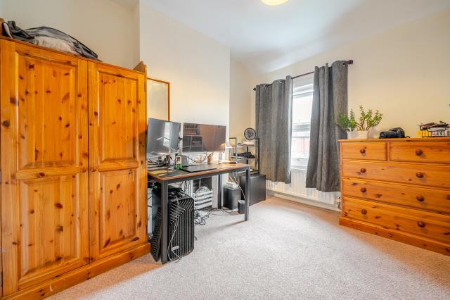 Harpsden Road, Henley-On-Thames - More