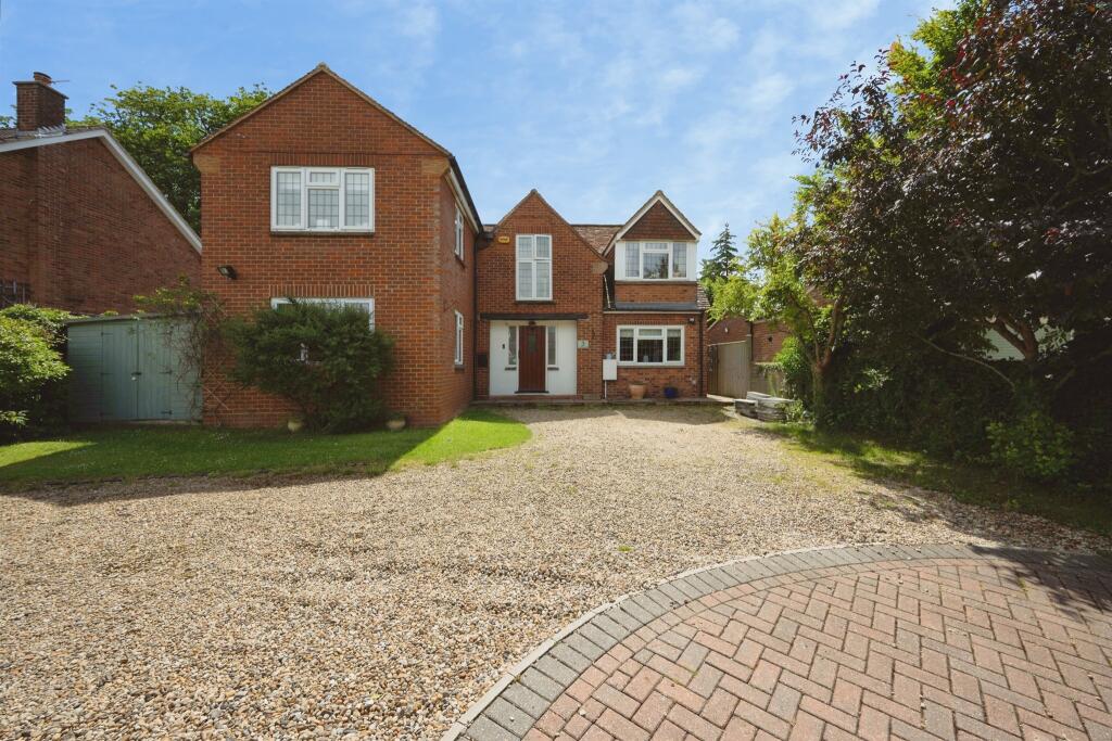 Marsh Lane, Stoke Mandeville, Aylesbury - View 3