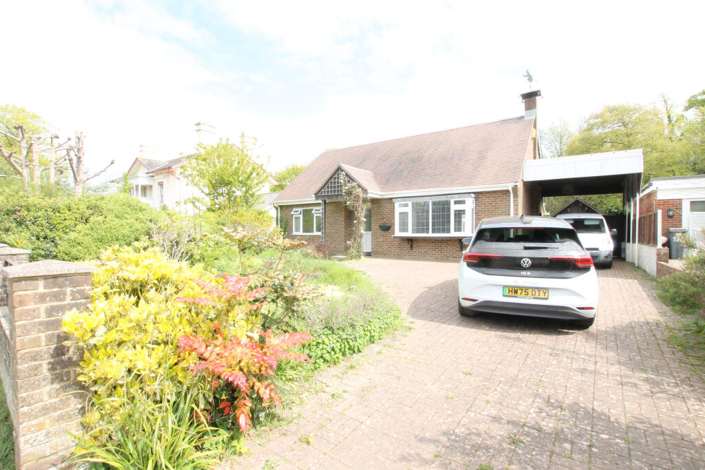 Main image of property: York Avenue, East Cowes, Isle Of Wight
