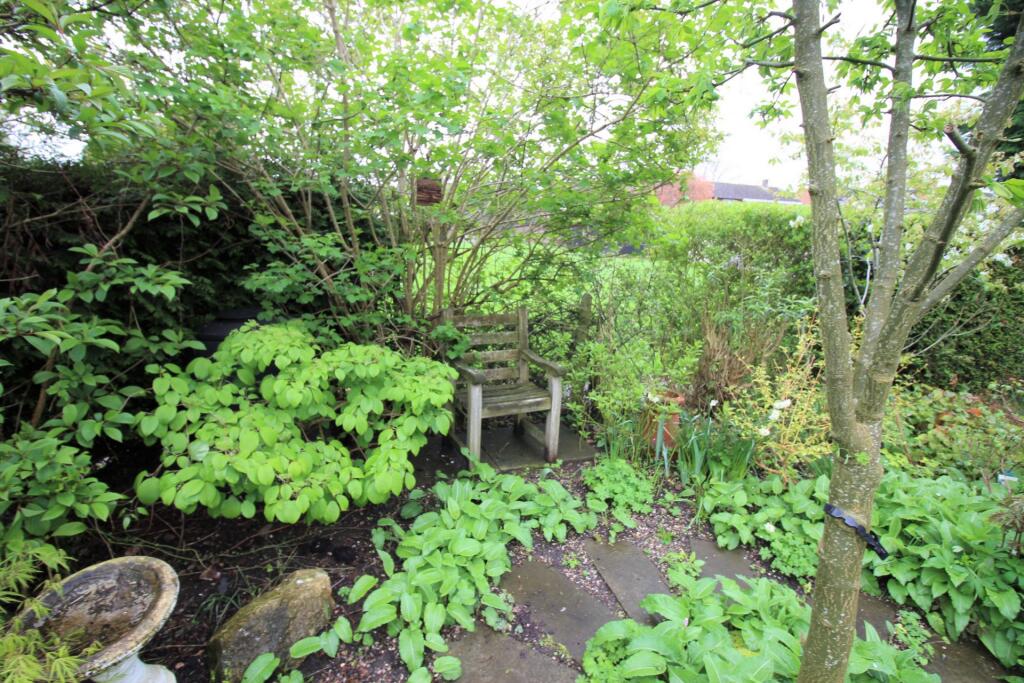 Additional image 8 of York Avenue, Bromsgrove, B61