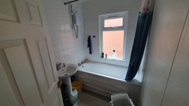 FLAT 373 STOCKFIELD ROAD