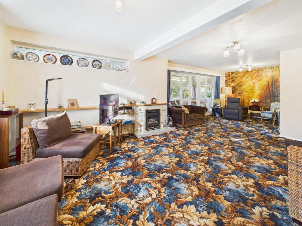 Fordview Close, Great Glen, Leicestershire - View 5