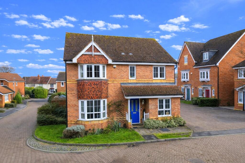 Main image of property: Pryor Close, Tilehurst, Reading, Berkshire, RG31