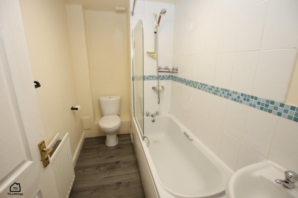 Apartment in Huddersfield - View 5