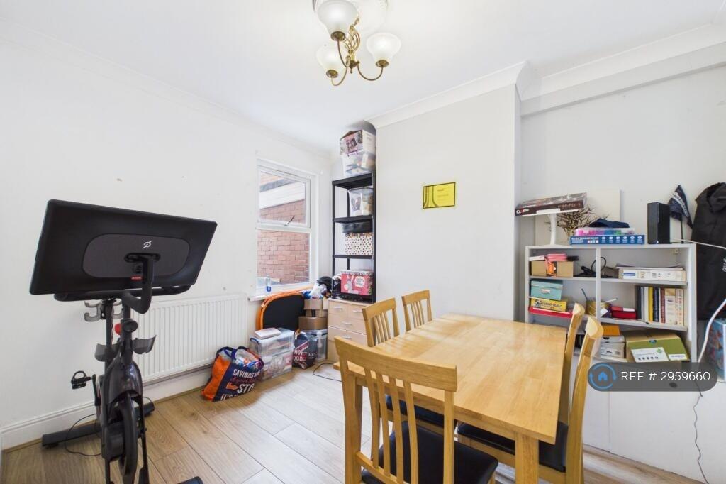 House in Reading - View 5