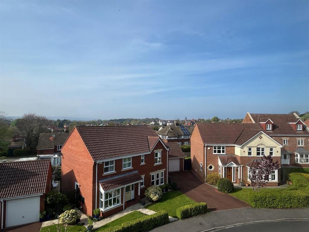 Apartment in York - View 5