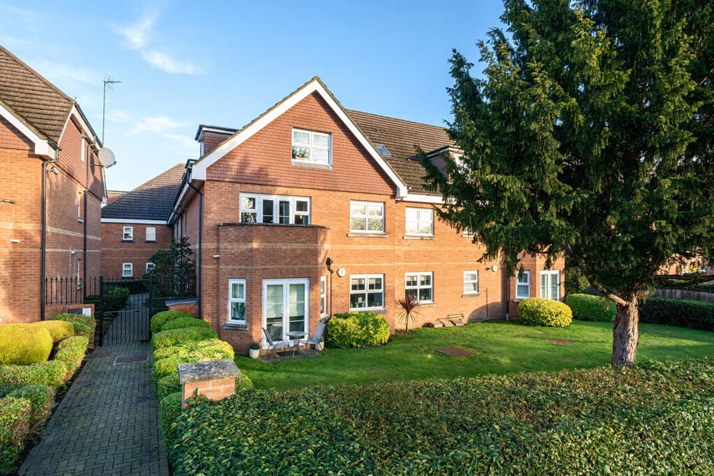 Main image of property: Cherry Tree House, 6 Wood Lane, Ruislip