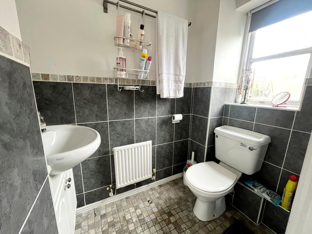 House in London - View 4