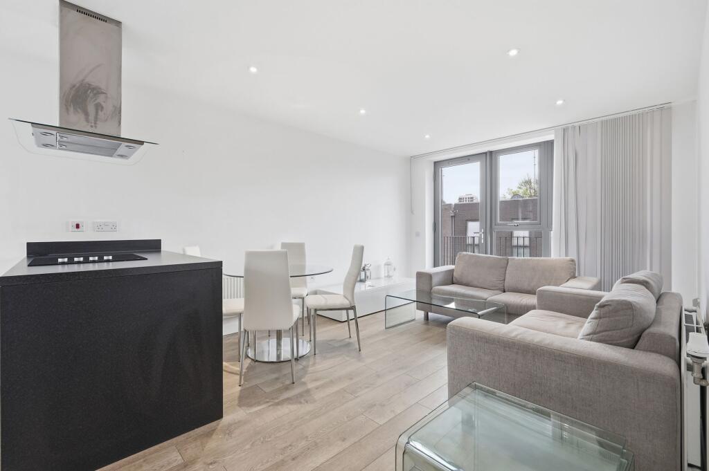 Main image of property: Monsey Place, Rhodewell Apartments, E1