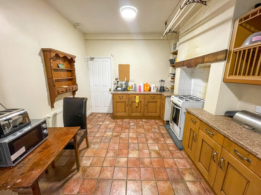 56, Liverpool Road, Neston photo 4