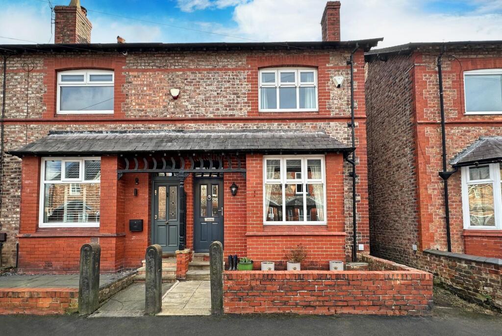 3-bed terraced on Lilac Road, Hale, £500,000
