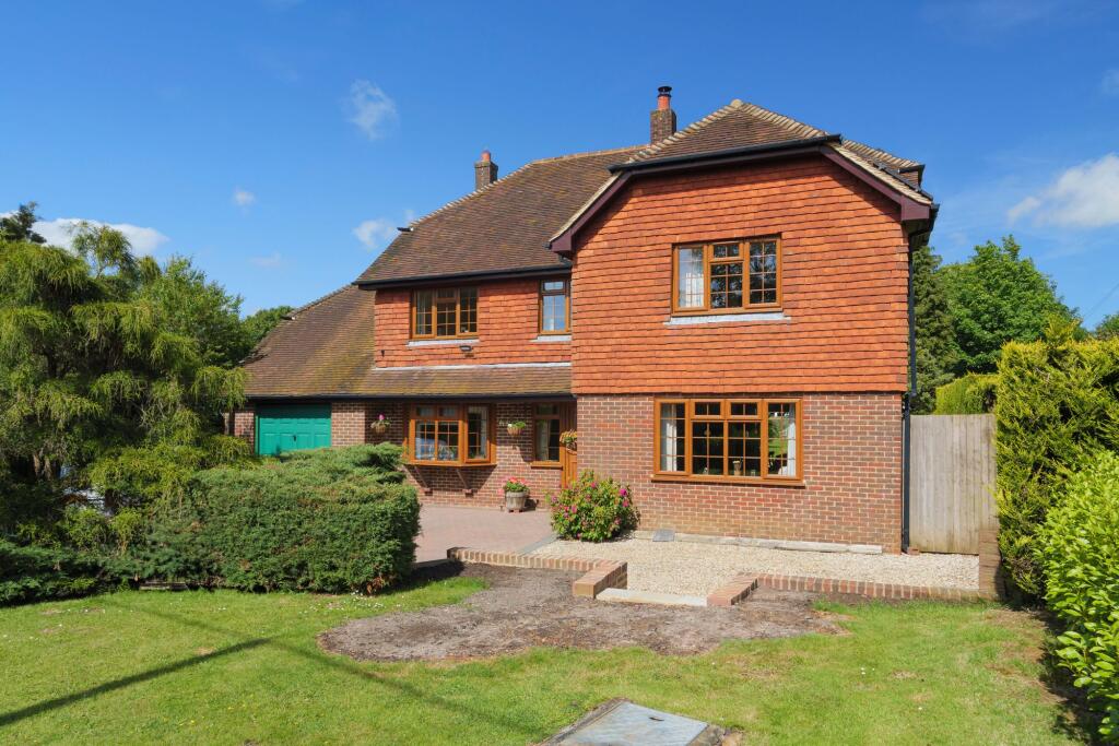 Main image of property: Longage Hill, Rhodes Minnis, CT4