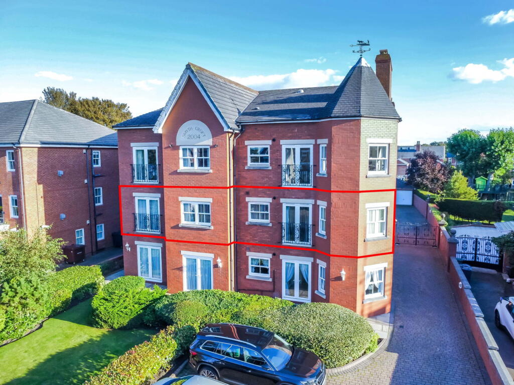 2-bed flat on Smyth Croft, Cambridge Road, Southport, PR9, £325,000