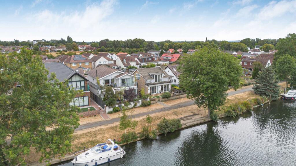 Main image of property: Thames Side, Staines-upon-Thames, Surrey, TW18