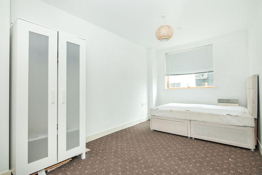 Apartment in Manchester - View 5
