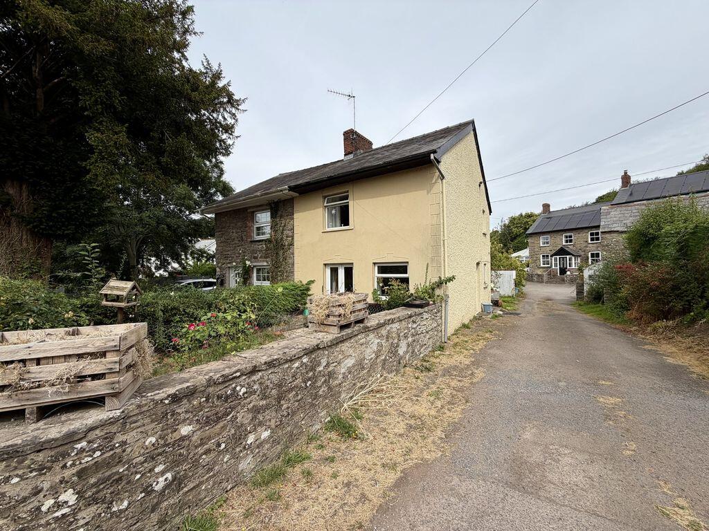 Main image of property: Llanvapley