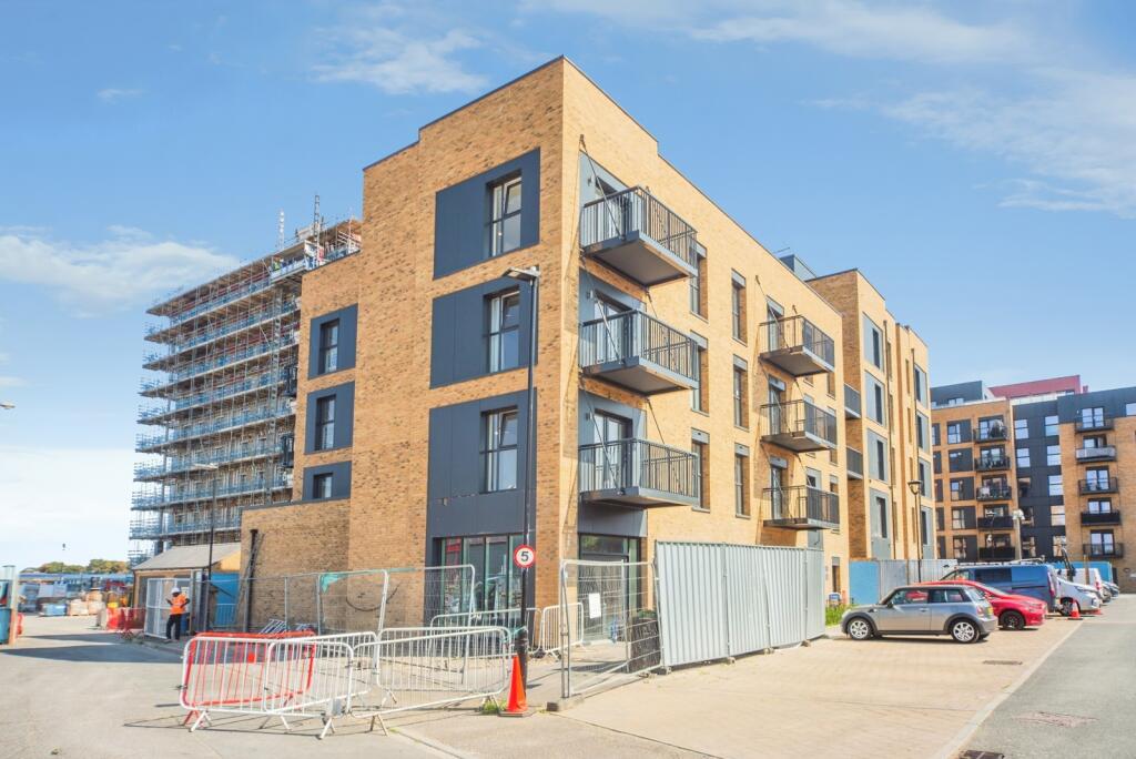 Main image of property: Meridian Way, Southampton, Hampshire, SO14