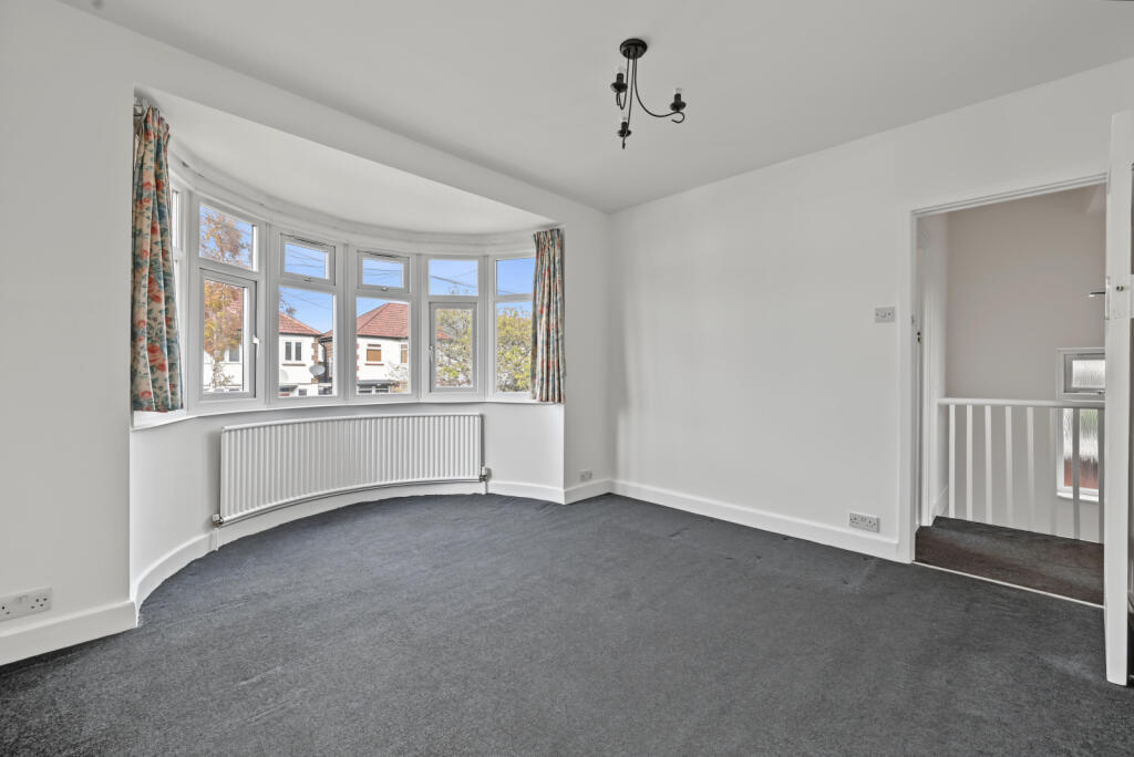 Apartment in Southall - View 2