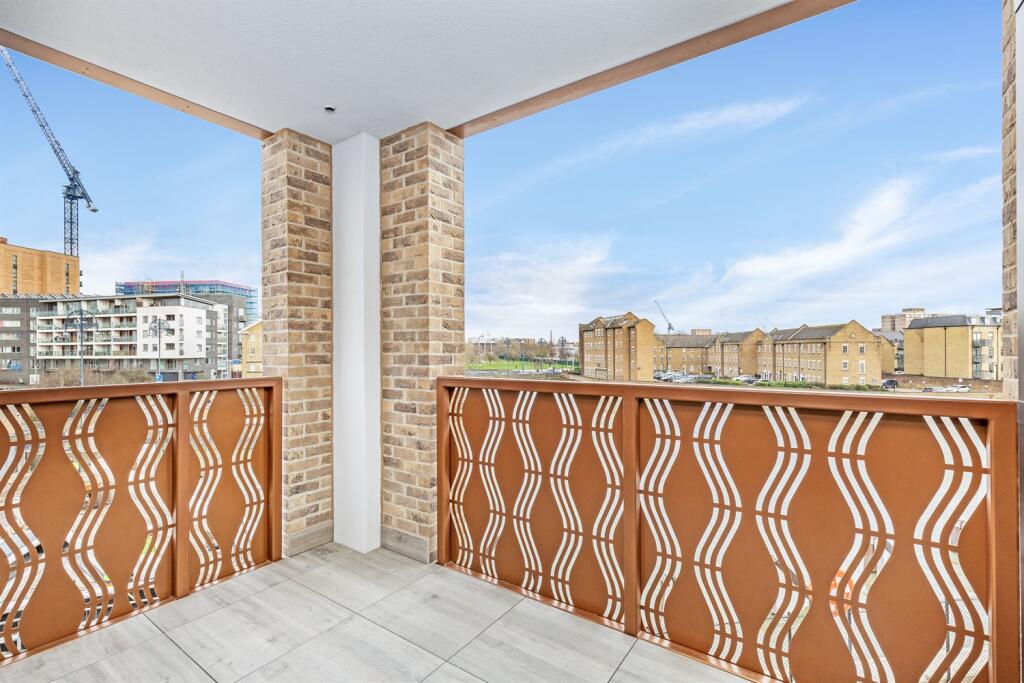 Apartment in London - View 2
