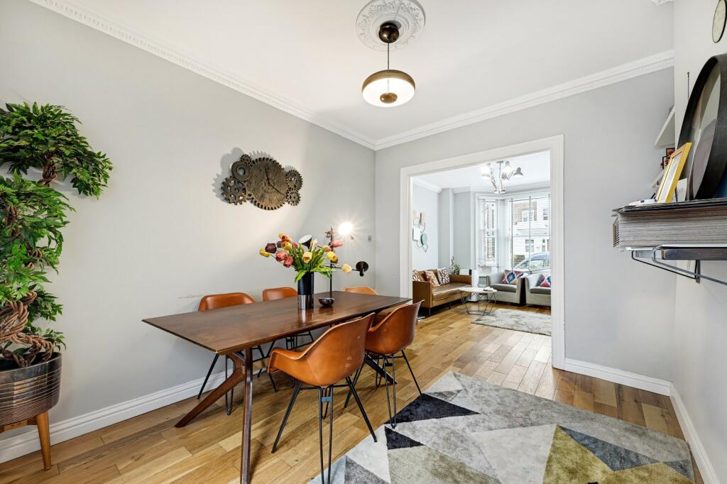 House in London - View 4
