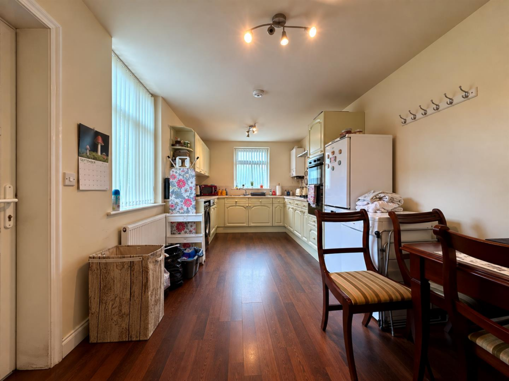 Apartment in Blackburn - View 5