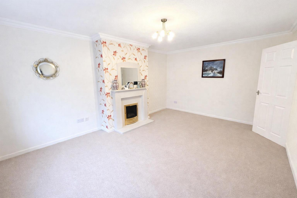 Garthorne Avenue, Darlington photo 2