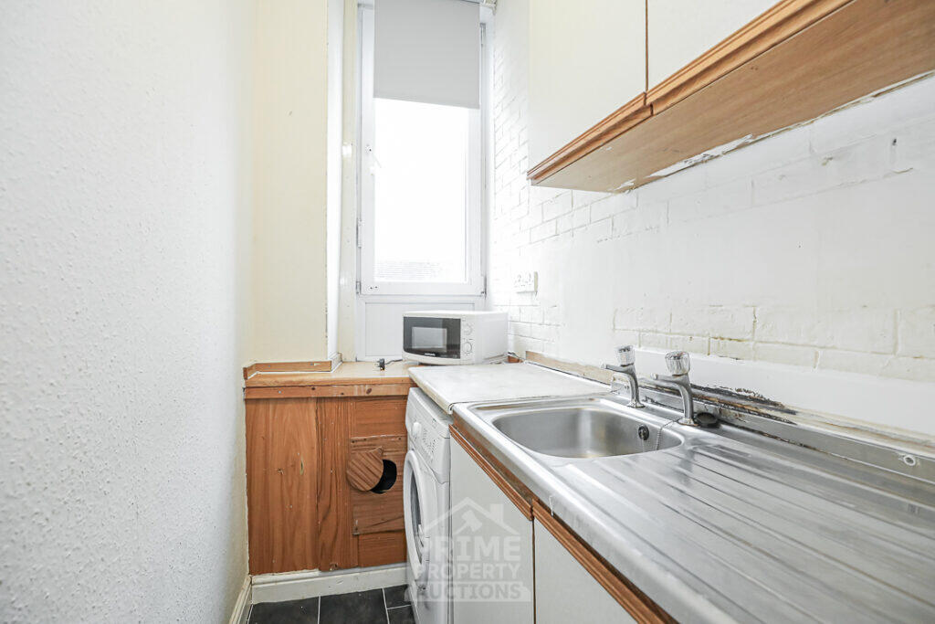 Apartment in Glasgow - View 3