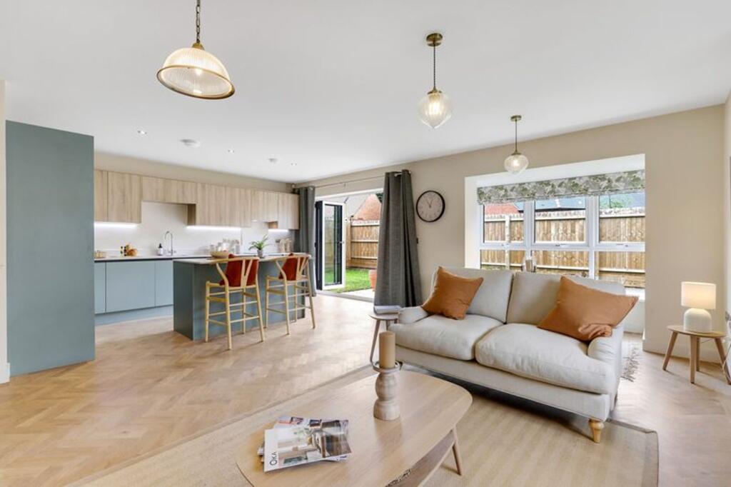 House in Nottingham - View 5