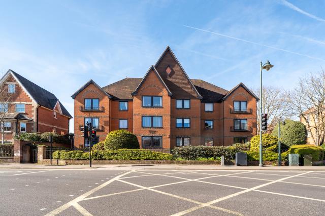 Apartment in South Oxfordshire, Henley-on-Thames - View 2