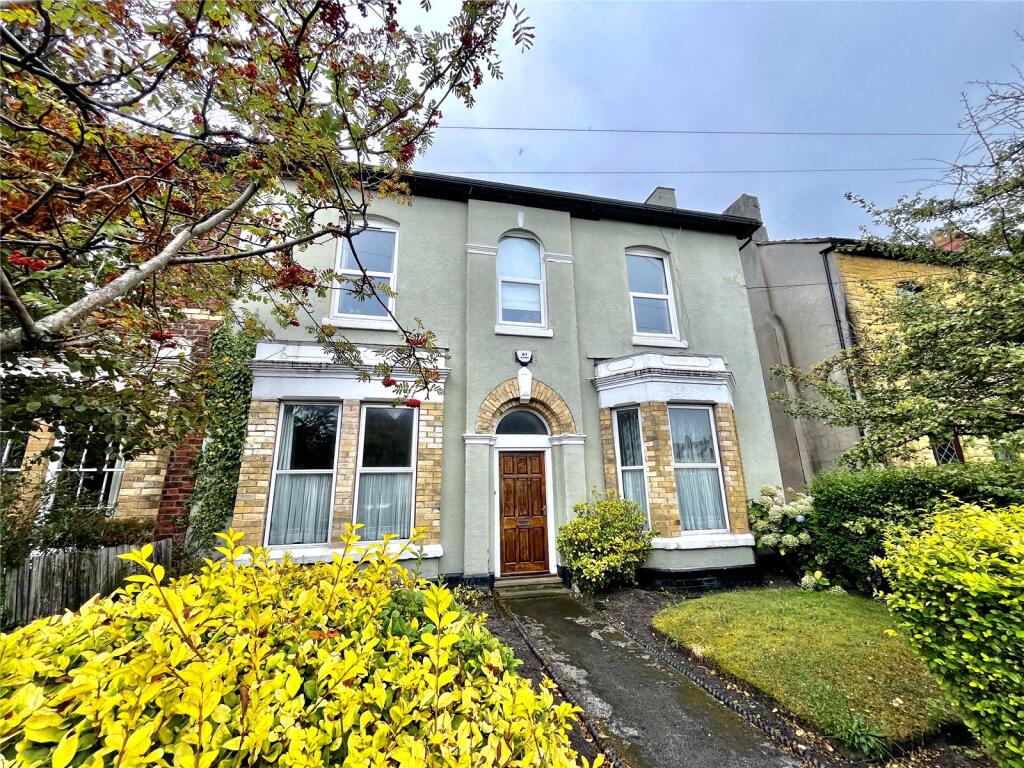 Harlech Road, Crosby, L23
