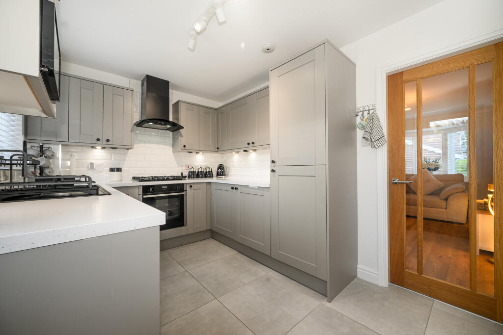 House in Burtonwood - More