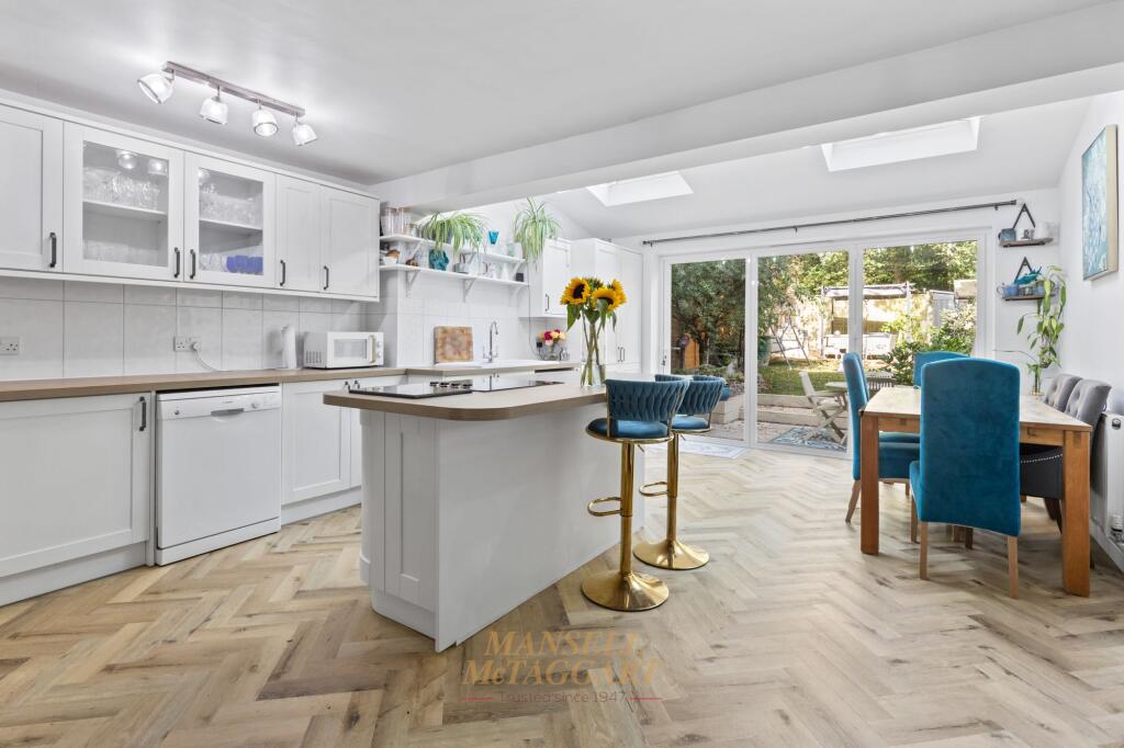 House in Crawley, Furnace Green - View 2