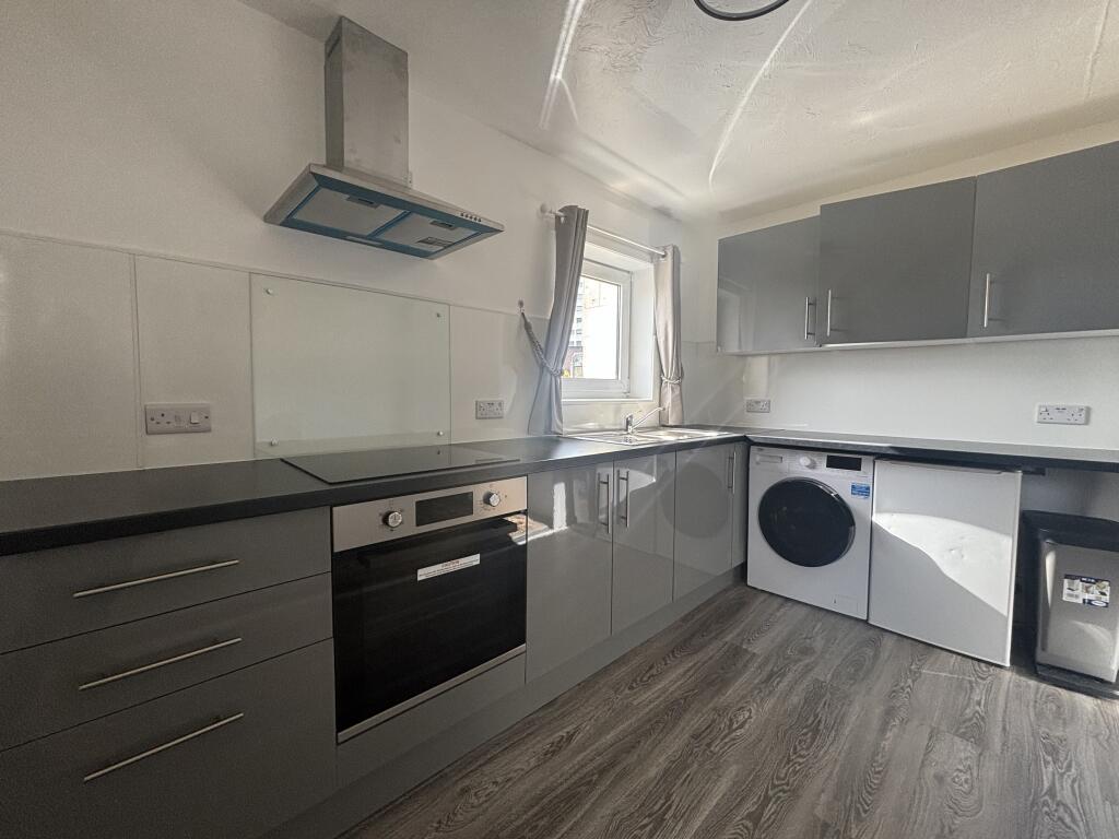 Main image of property: High Street, Aldershot, Hampshire, GU11