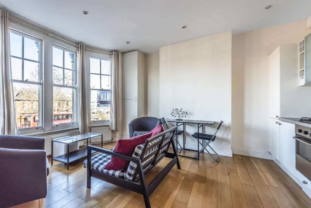 Main image of property: Bromley Road, Catford, London, SE6