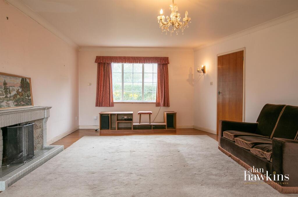 House in Swindon - View 5