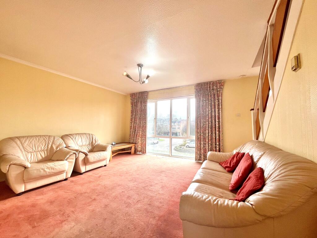 Main image of property: Turnpike Link, CR0