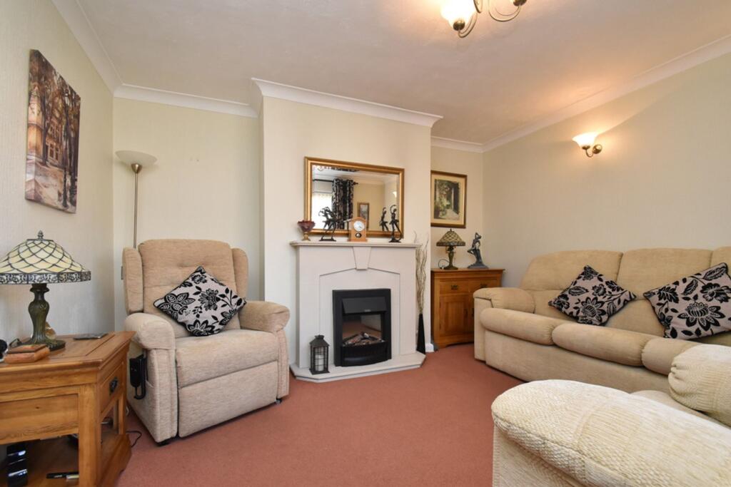 Feoffees Road, Somersham, PE28 photo 3