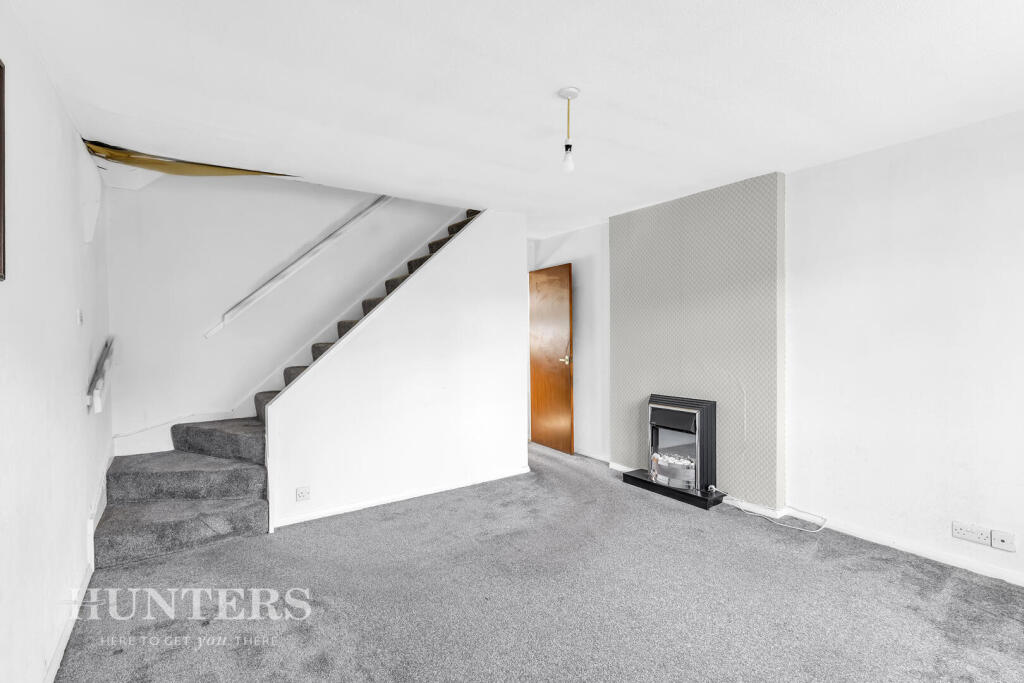 House in Oldham - View 2