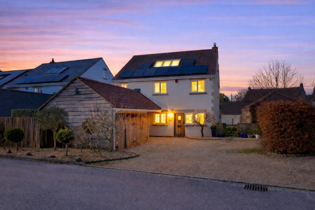 Main image of property: Manor Farm, Cranmore