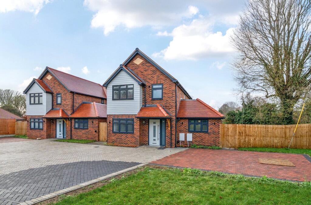 Main image of property: Poplar Corner, Wootton Village, Boars Hill, Oxford, OX1